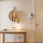 Chic Tailor Made Flat In Chiado *